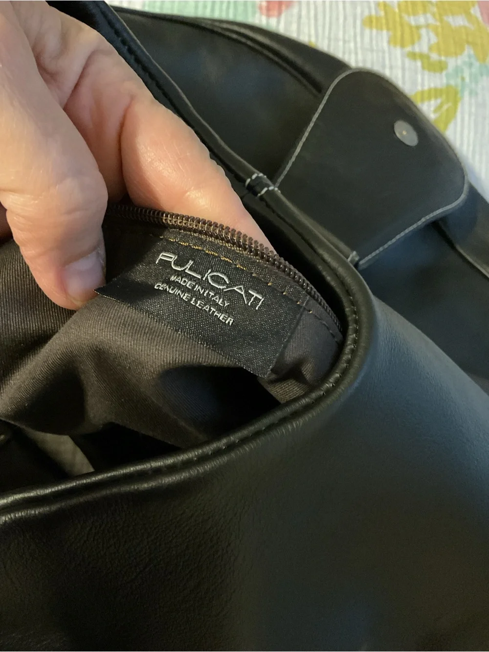 Pulicati Black Hobo Shoulder Bag